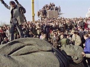 Lenin statue